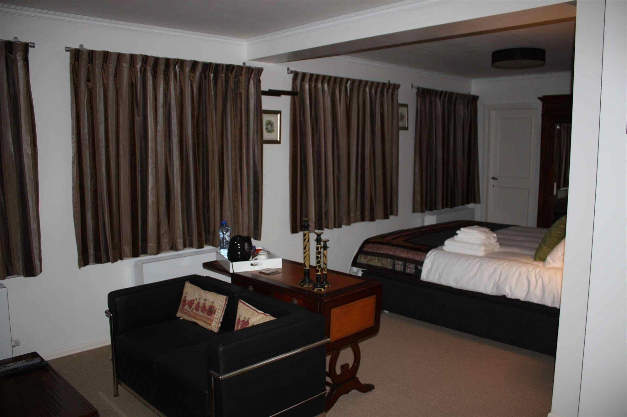 Boutique The Townhouse 4*