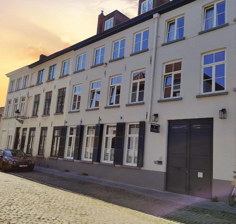 Boutique The Townhouse Bed & Breakfast 4*